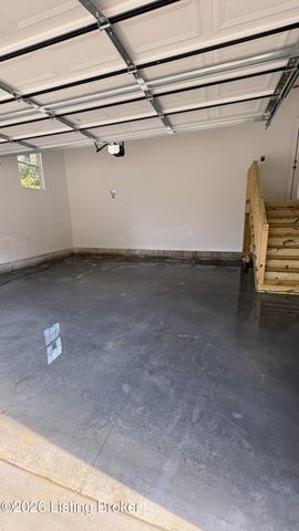 1206 Palatka Rd, Louisville, KY 40214