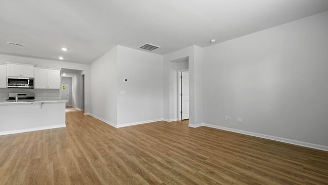 1035 Forrest Creek Drive, Summerville, SC 29483