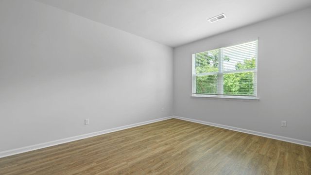 1035 Forrest Creek Drive, Summerville, SC 29483