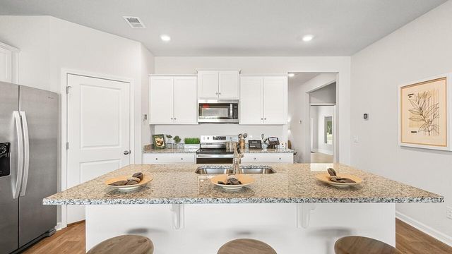 1035 Forrest Creek Drive, Summerville, SC 29483