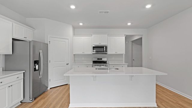 1035 Forrest Creek Drive, Summerville, SC 29483