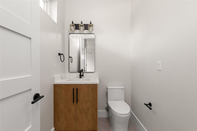 100 W Odell ST 3, Austin, TX 78752