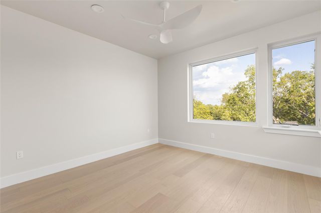 100 W Odell ST 3, Austin, TX 78752