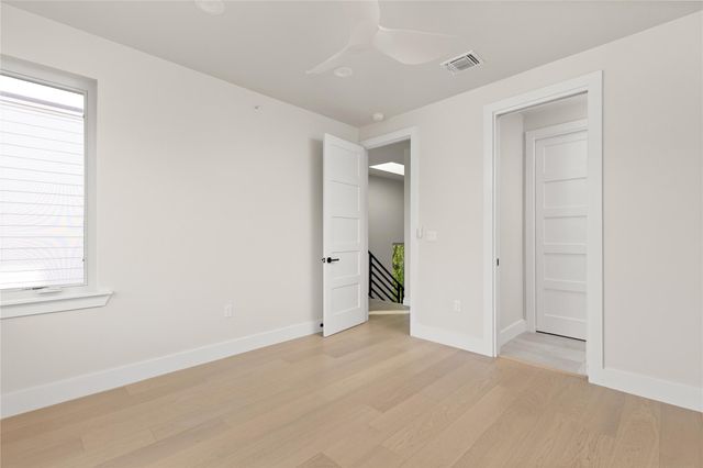 100 W Odell ST 3, Austin, TX 78752
