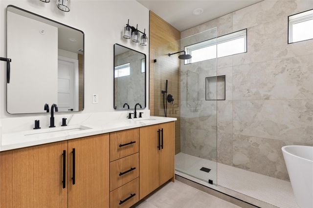 100 W Odell ST 3, Austin, TX 78752
