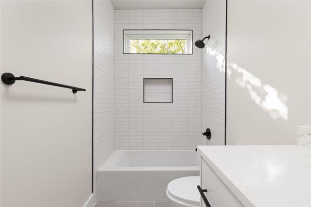 100 W Odell ST 3, Austin, TX 78752