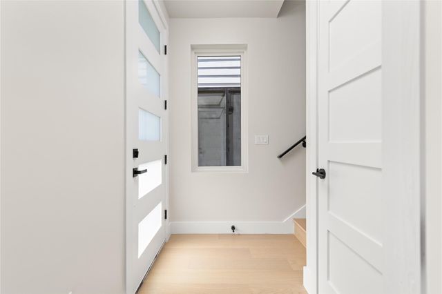 100 W Odell ST 3, Austin, TX 78752