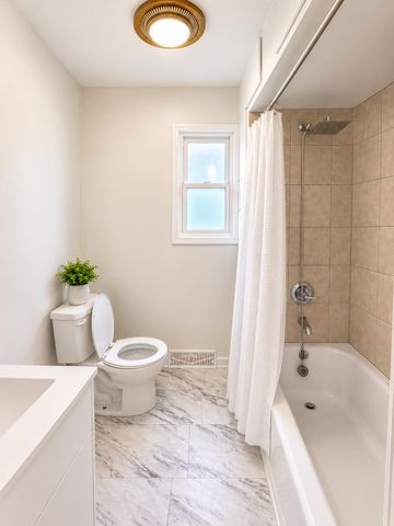 3002 W Ridge Road, Hobart, IN 46342