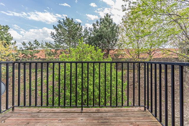 947 Kensington Drive 7-E3, Northbrook, IL 60062