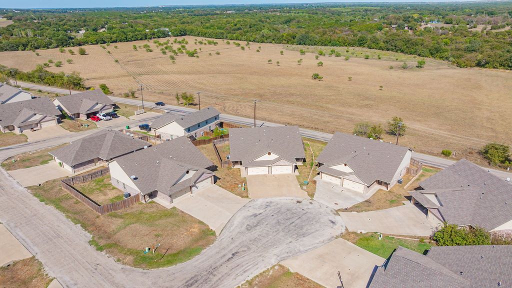 903 Dart Court, Granbury, TX 76049 — photo 5