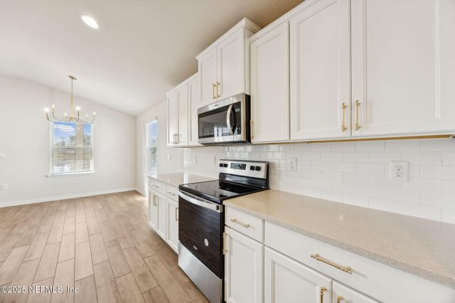 70414 WINDING RIVER Drive, Yulee, FL 32097