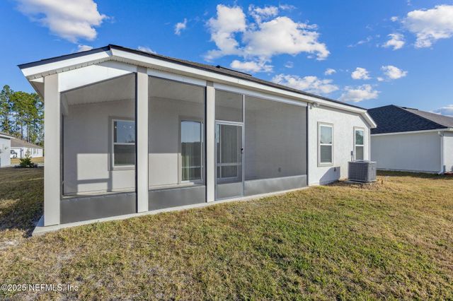 70414 WINDING RIVER Drive, Yulee, FL 32097