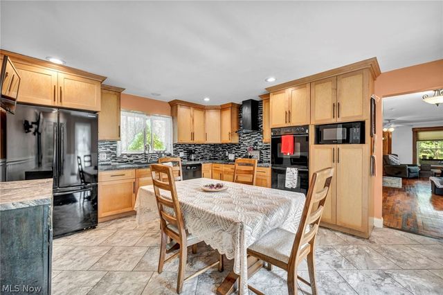 6628 Avon Belden Road, North Ridgeville, OH 44039