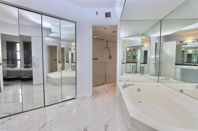 3530 Mystic Pointe Dr 2510, Aventura, FL 33180