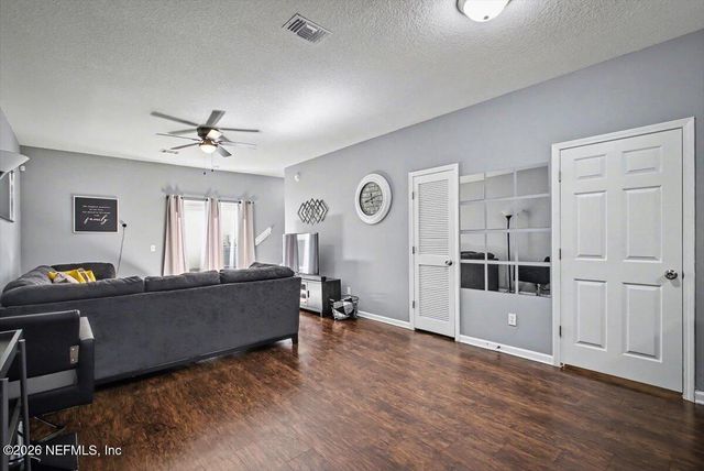 7862 MELVIN Road, Jacksonville, FL 32210