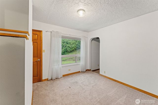 123 Scenic View Drive, Longview, WA 98632
