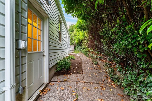 123 Scenic View Drive, Longview, WA 98632