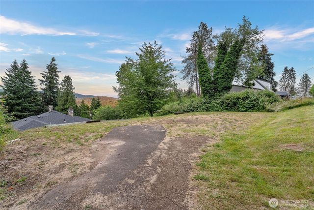 123 Scenic View Drive, Longview, WA 98632