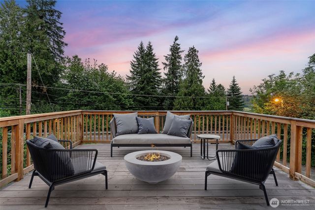 123 Scenic View Drive, Longview, WA 98632