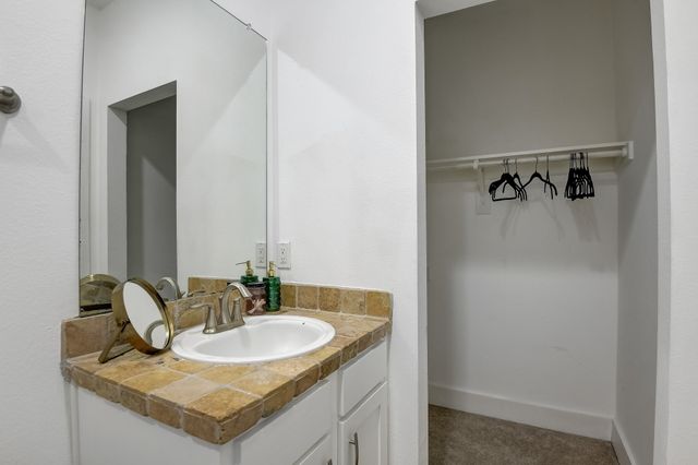 1606 Tribeca Way, Dallas, TX 75204