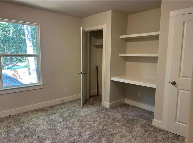 111 Sharon Lane, Livingston, TX 77351