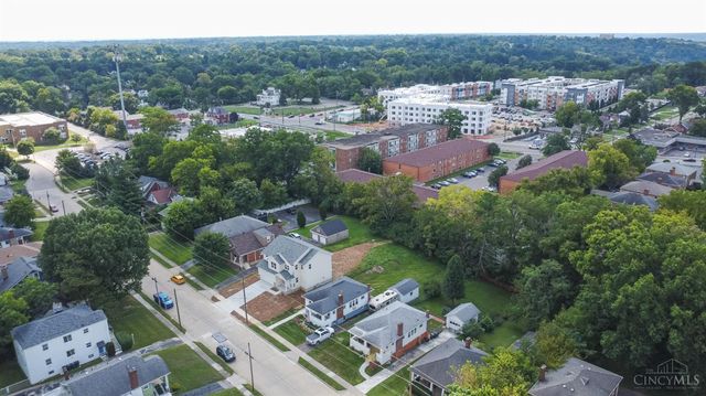 4223 South Avenue, Silverton, OH 45236