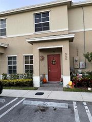 556 NE 5th Street 1, Florida City, FL 33034