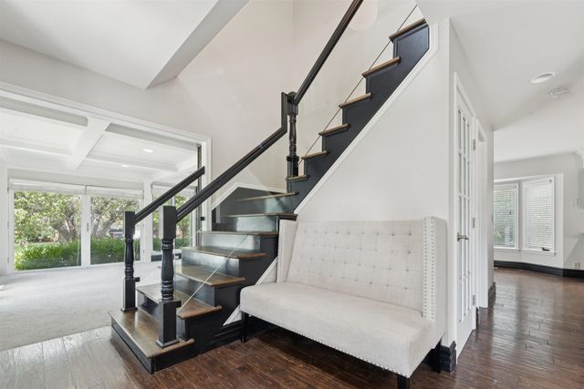 914 N Cypress Ct, Wichita, KS 67206