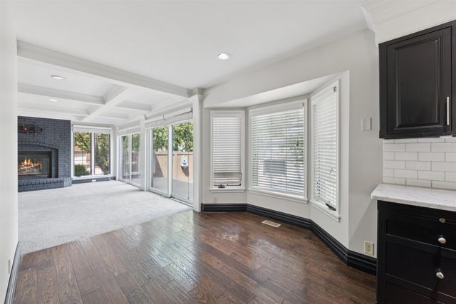 914 N Cypress Ct, Wichita, KS 67206