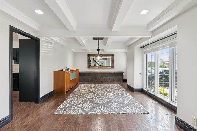 914 N Cypress Ct, Wichita, KS 67206