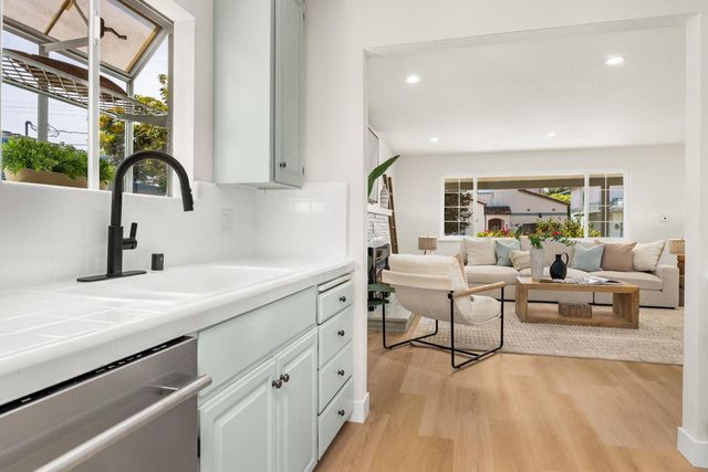 4805 Emerald Street, Capitola, CA 95010