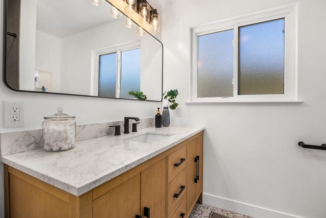 4805 Emerald Street, Capitola, CA 95010