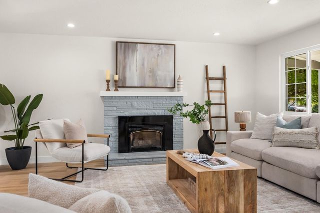 4805 Emerald Street, Capitola, CA 95010