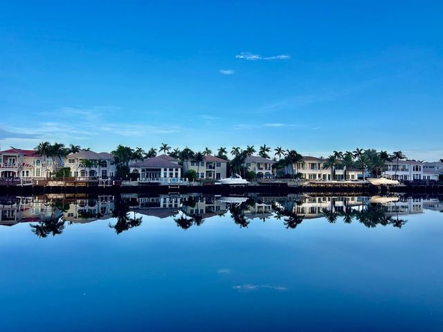 2200 S Ocean Dr N202, Hollywood, FL 33019