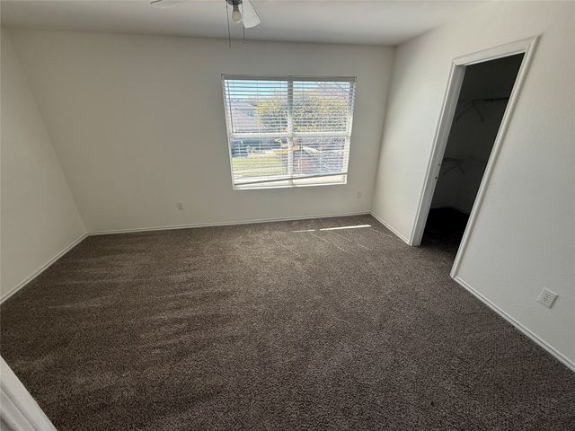 4817 Trail Hollow Drive, Fort Worth, TX 76244