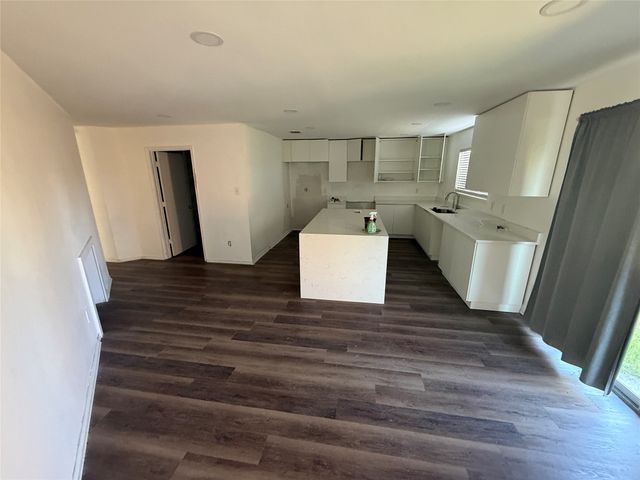 4817 Trail Hollow Drive, Fort Worth, TX 76244