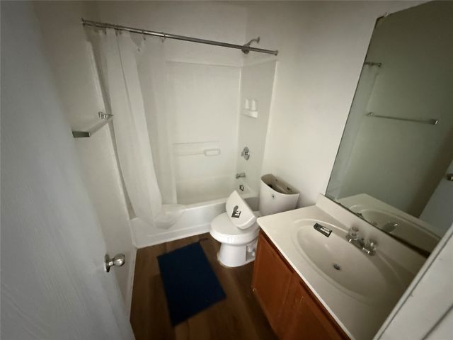 4817 Trail Hollow Drive, Fort Worth, TX 76244