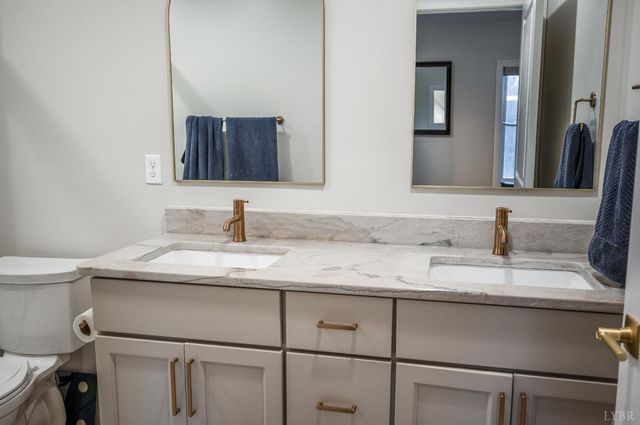 240 Ned Brown Road, Amherst, VA 24521