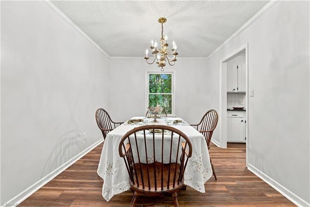 370 Tamworth Drive, Clemmons, NC 27012