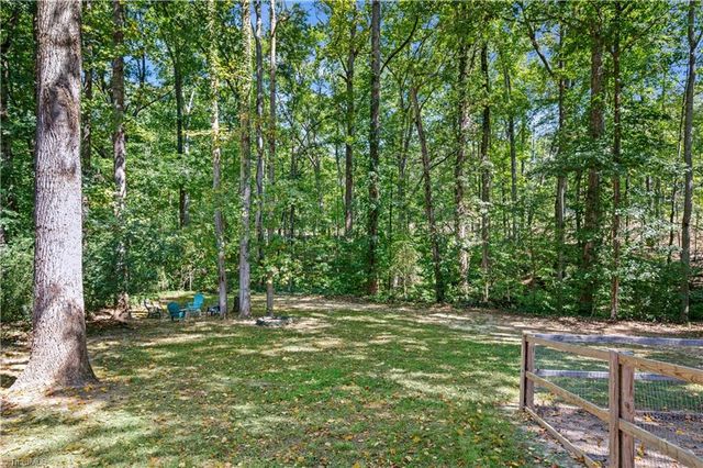 370 Tamworth Drive, Clemmons, NC 27012