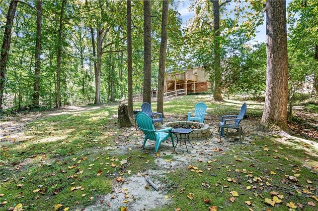370 Tamworth Drive, Clemmons, NC 27012