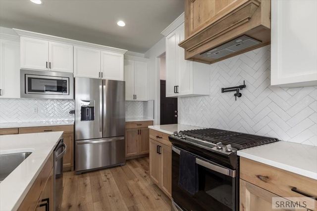 5170 E Smith Drive, Iona, ID 83427