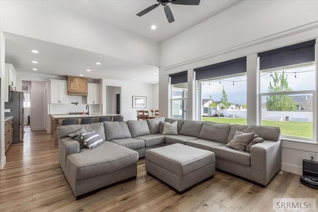 5170 E Smith Drive, Iona, ID 83427