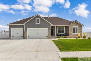 5170 E Smith Drive, Iona, ID 83427
