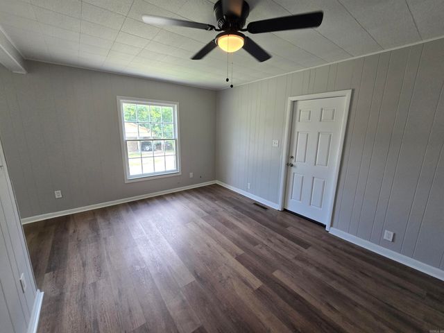 1630 Gum St, North Little Rock, AR 72114