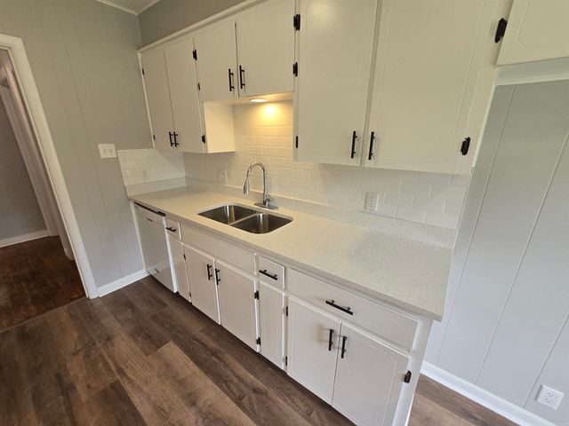 1630 Gum St, North Little Rock, AR 72114