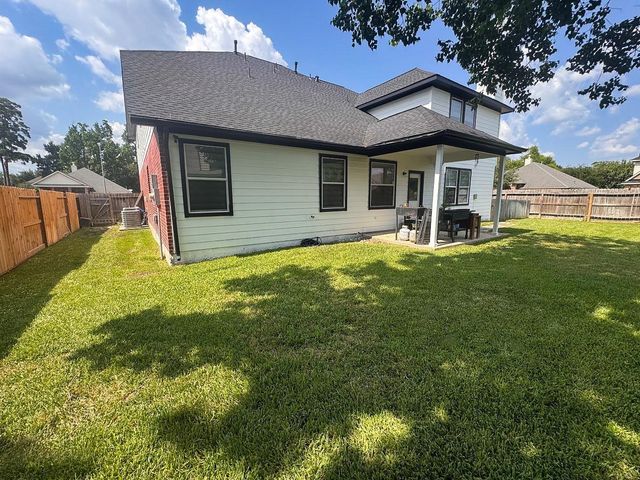 1018 Spring Lakes Haven Drive, Spring, TX 77373