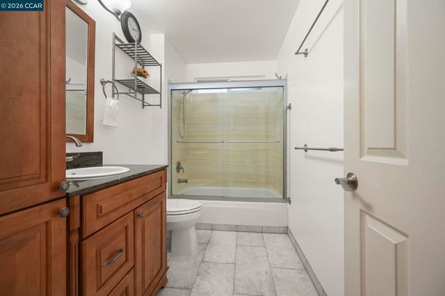 415 Orchard View Ave, Martinez, CA 94553