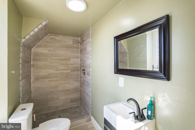 5426 W JEFFERSON ST, Philadelphia, PA 19131