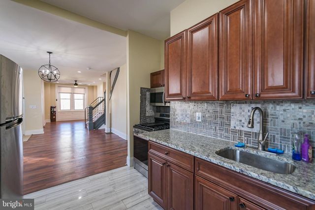 5426 W JEFFERSON ST, Philadelphia, PA 19131